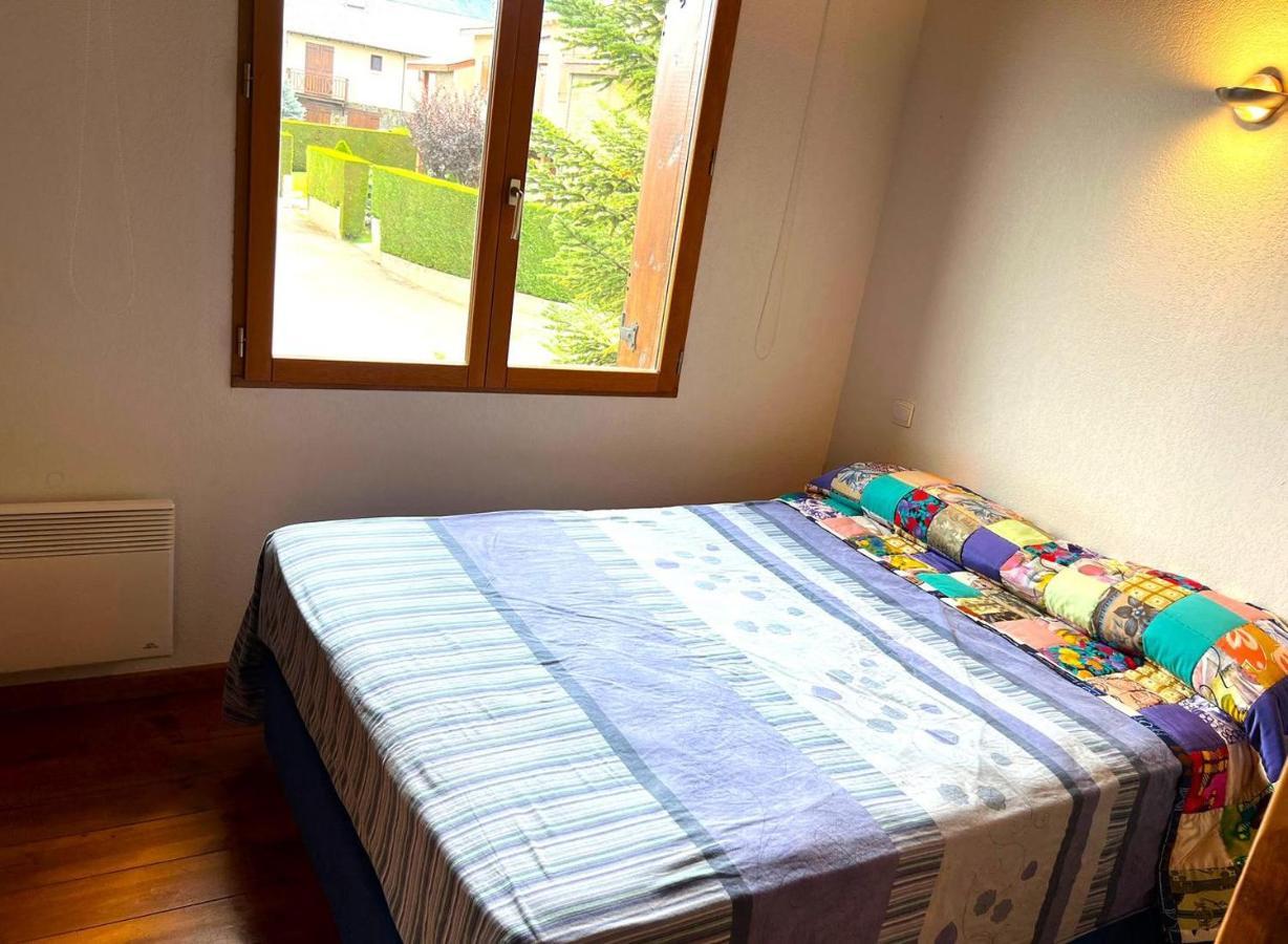 Casa Adosada Para Familias En Santa Leocadia Sainte-Léocadie Εξωτερικό φωτογραφία