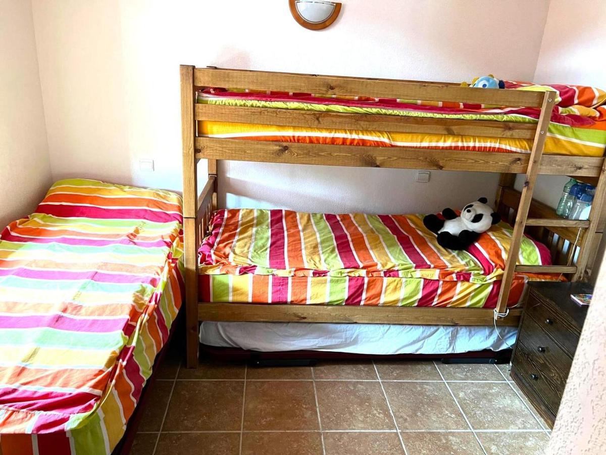 Casa Adosada Para Familias En Santa Leocadia Sainte-Léocadie Εξωτερικό φωτογραφία